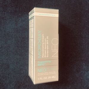 Neocutis Micro Day Cream, 1 oz, EXP: 4/2020